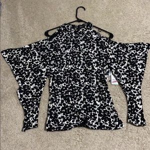 NEW. INC dressy blouse. Size XL.